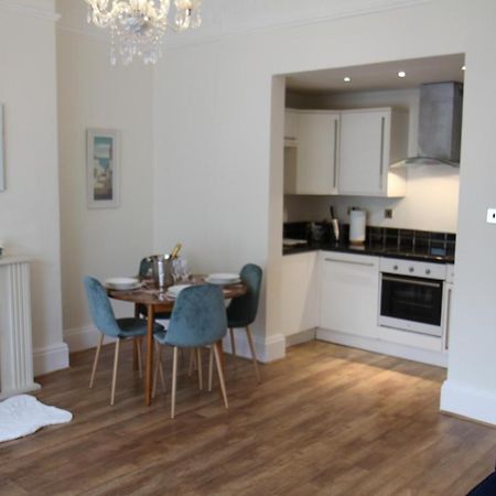 Mostyn Villa Free Private Parking Llandudno Buitenkant foto