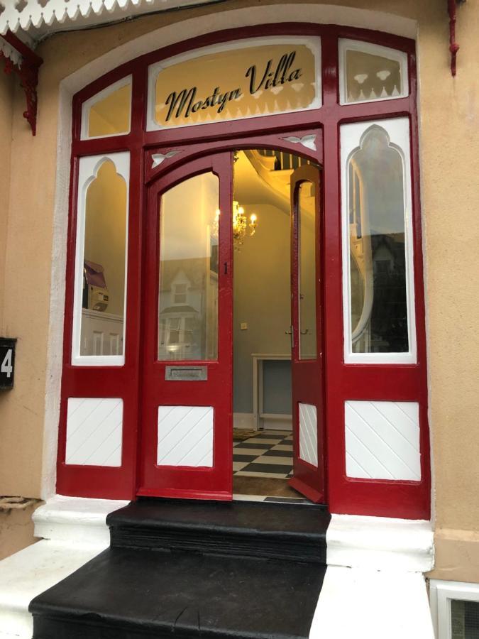Mostyn Villa Free Private Parking Llandudno Buitenkant foto